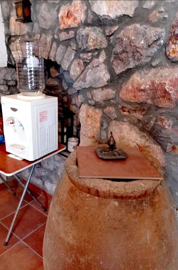 치오스 Traditional Stone House In Chios 빌라 외부 사진